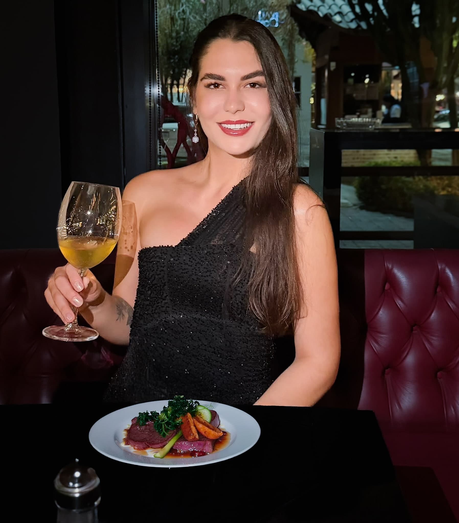 HANNA A., 23 — Brillith's Mansion