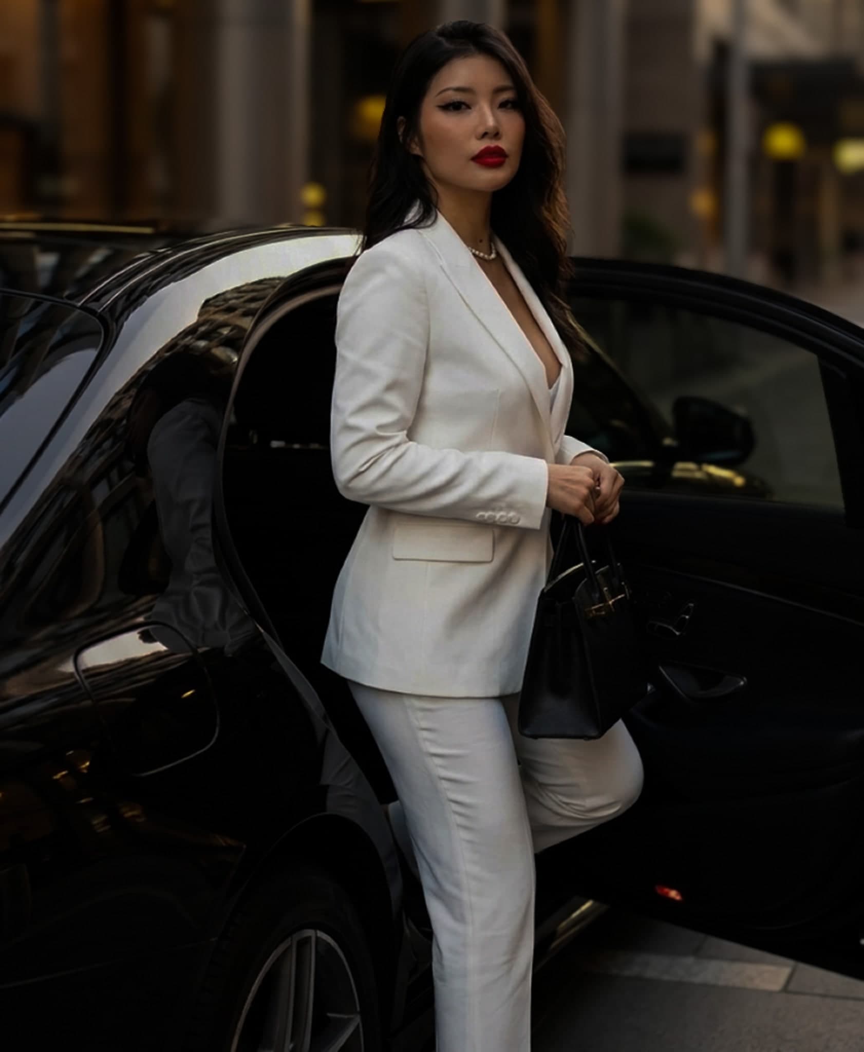 KIM, 33 — Brillith's Mansion